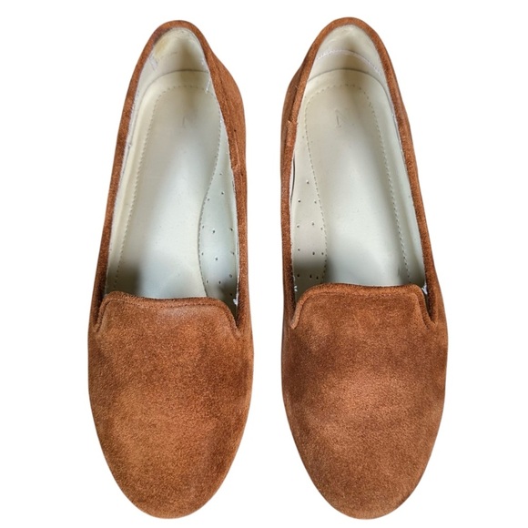 NISOLO Minimalist Suede Flats - Picture 2 of 7